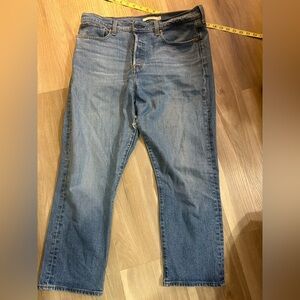Levi’s “Wedgie Straight” - Size 32